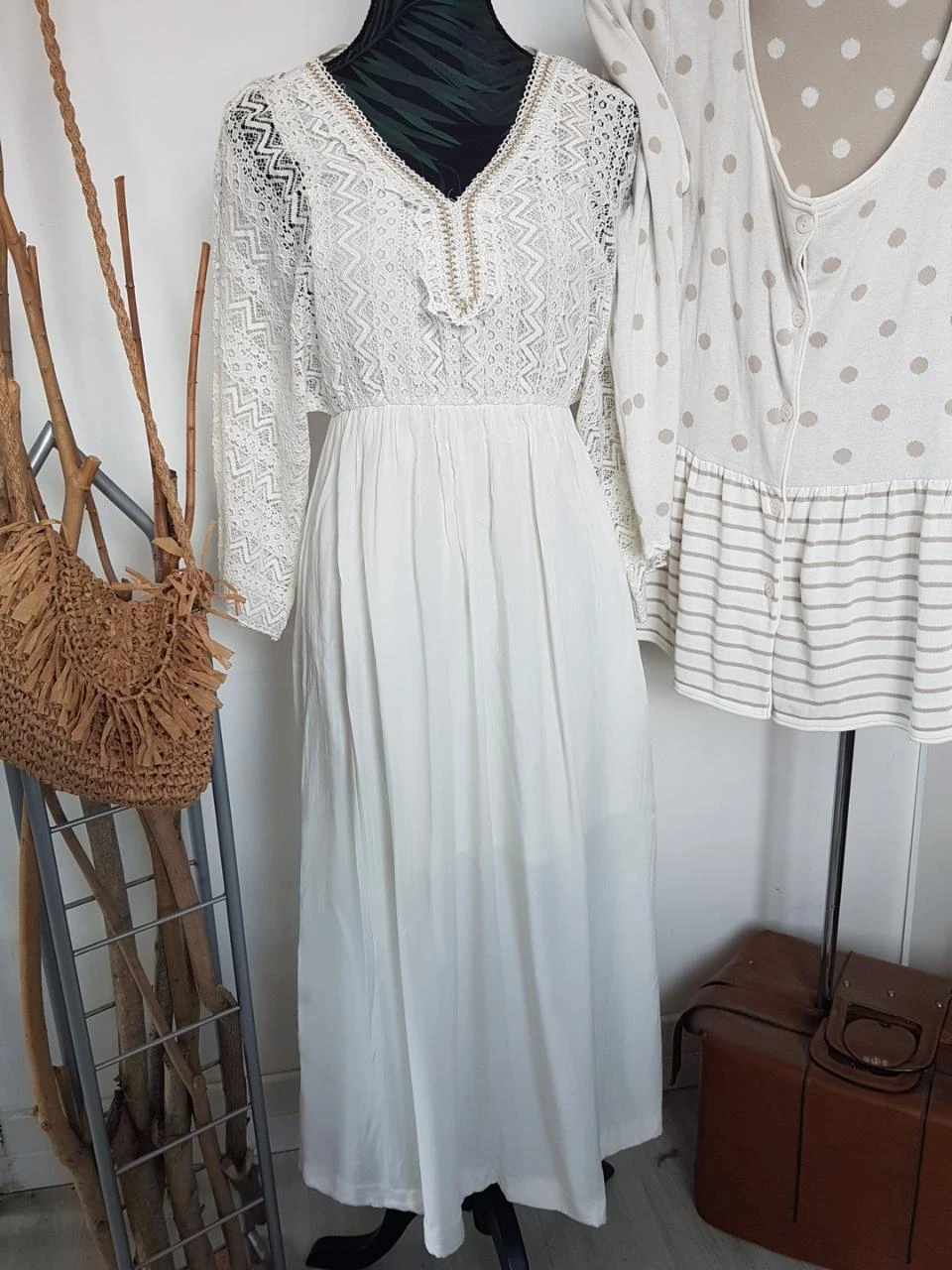 Robe blanc cassé